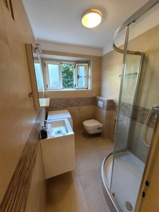 New 1 Bedroom Near Center And Beach Spalato Esterno foto